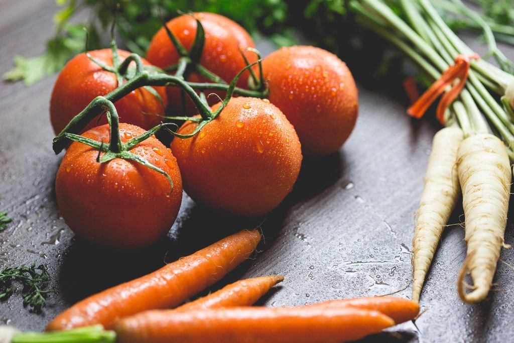 Fresh vegetables for budget meal planning