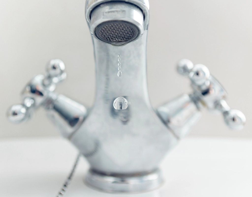 Water tap, lowering the water bill